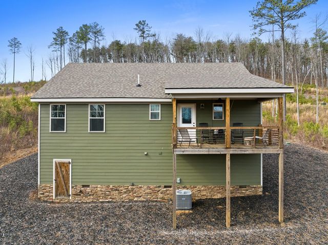 1281 Twisted Oak Road, Talking Rock, GA 30175