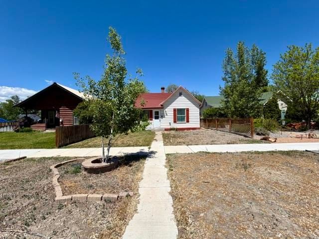 111 S 4th Street, Montrose, CO 81401