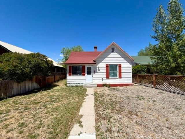 111 S 4th Street, Montrose, CO 81401