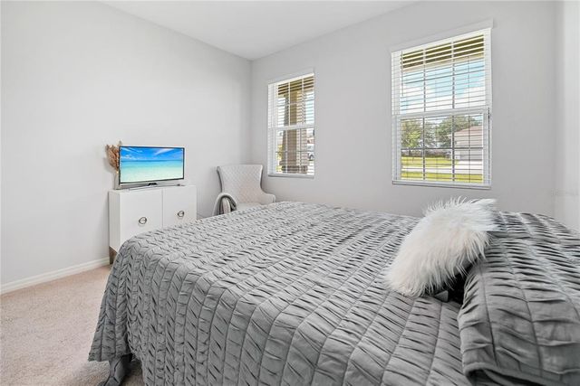 6243 SW 89TH STREET ROAD, Ocala, FL 34476