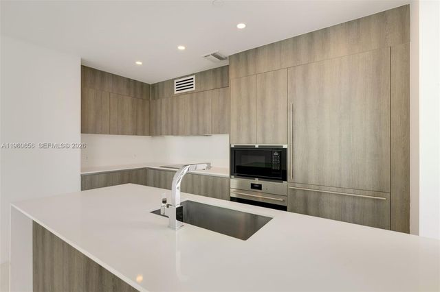 17550 Collins Avenue 505, Sunny Isles Beach, FL 33160