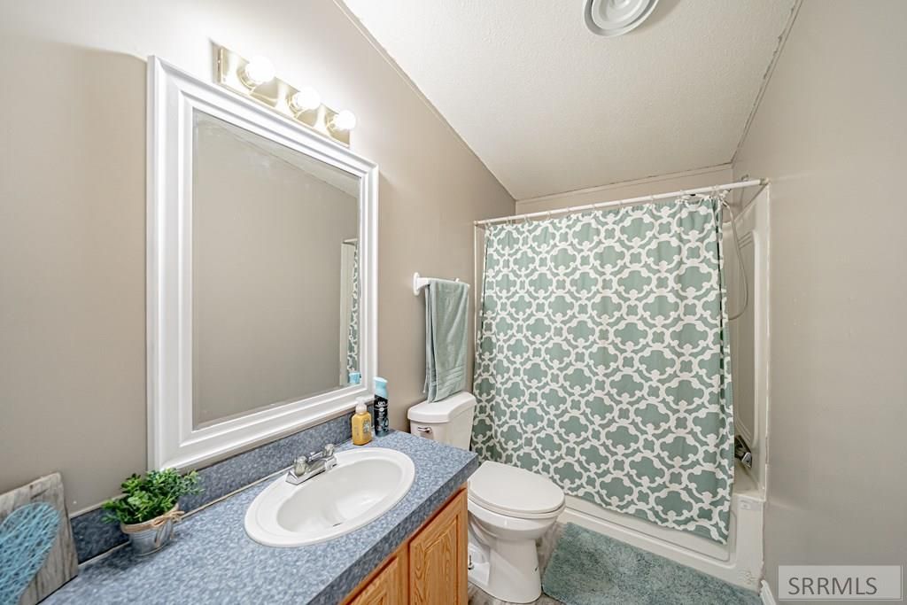Image 49 of property listing at 3559 E 500 N, Lewisville, ID 83431