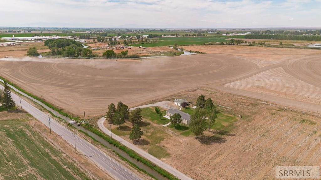 Image 70 of property listing at 3559 E 500 N, Lewisville, ID 83431