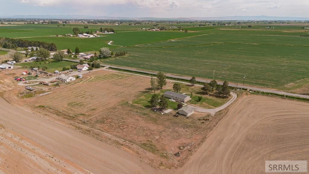 Image 75 of property listing at 3559 E 500 N, Lewisville, ID 83431