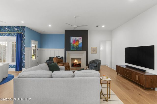 106 Water Street, Madison, MS 39110