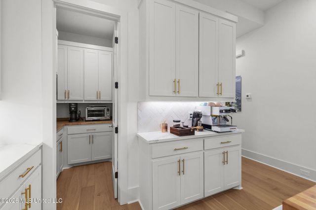 106 Water Street, Madison, MS 39110