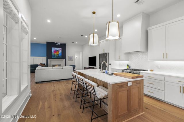 106 Water Street, Madison, MS 39110