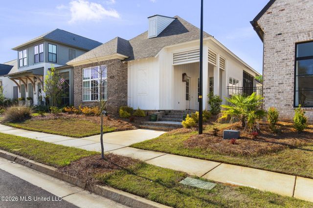 106 Water Street, Madison, MS 39110