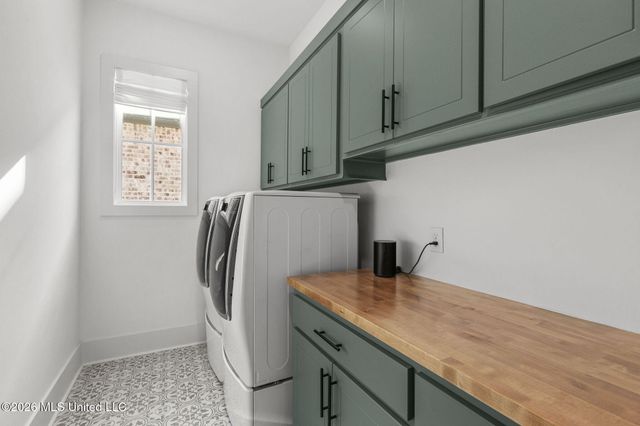 106 Water Street, Madison, MS 39110