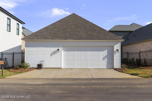 106 Water Street, Madison, MS 39110