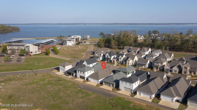 106 Water Street, Madison, MS 39110