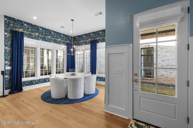 106 Water Street, Madison, MS 39110