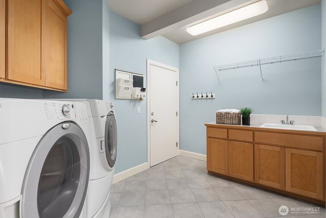 20522 NE 23rd Court, Sammamish, WA 98074