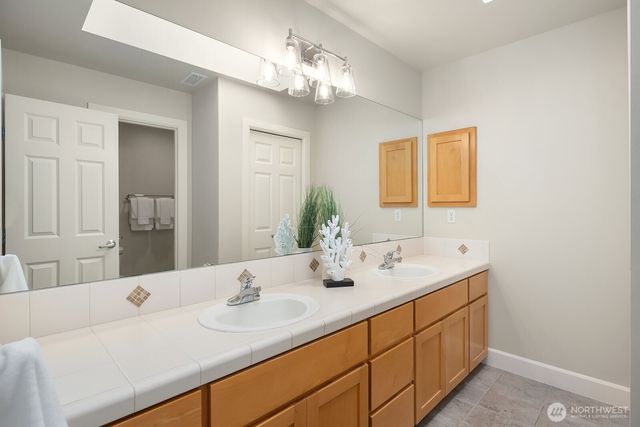 20522 NE 23rd Court, Sammamish, WA 98074