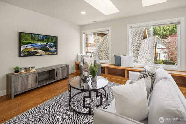 20522 NE 23rd Court, Sammamish, WA 98074