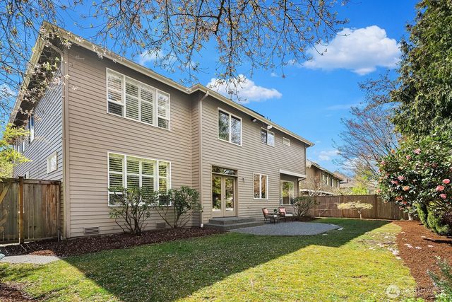 20522 NE 23rd Court, Sammamish, WA 98074