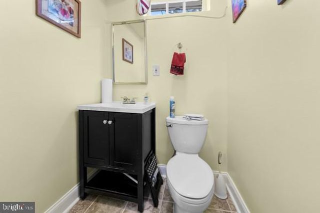 8410 CHARLTON RD, Baltimore, MD 21133