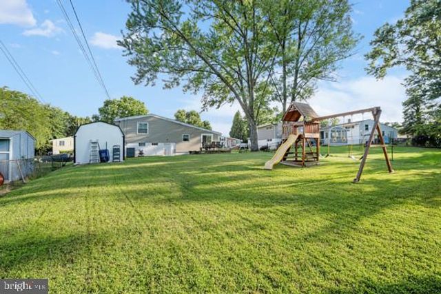 8410 CHARLTON RD, Baltimore, MD 21133