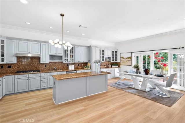 137 The Masters Circle, Costa Mesa, CA 92627