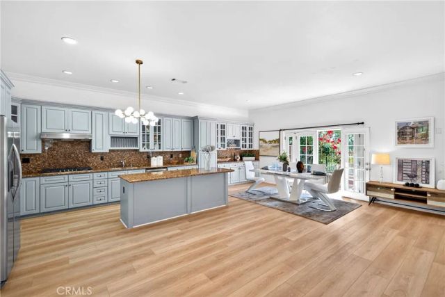 137 The Masters Circle, Costa Mesa, CA 92627