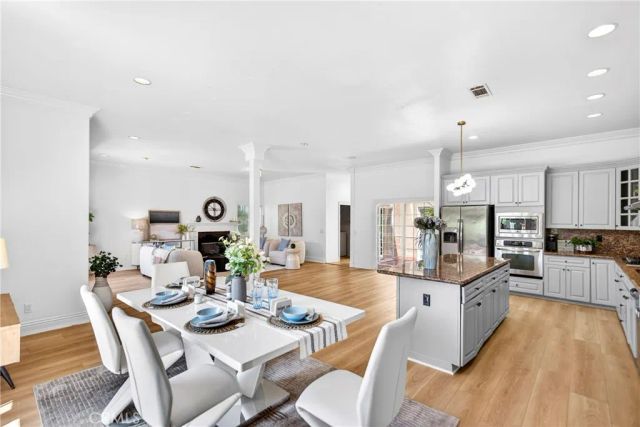 137 The Masters Circle, Costa Mesa, CA 92627