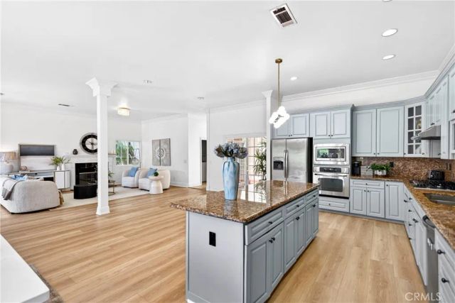 137 The Masters Circle, Costa Mesa, CA 92627
