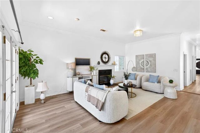 137 The Masters Circle, Costa Mesa, CA 92627