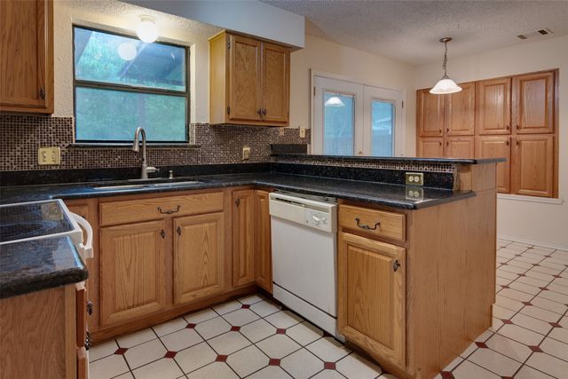 4106 Countryside Drive, Grapevine, TX 76051