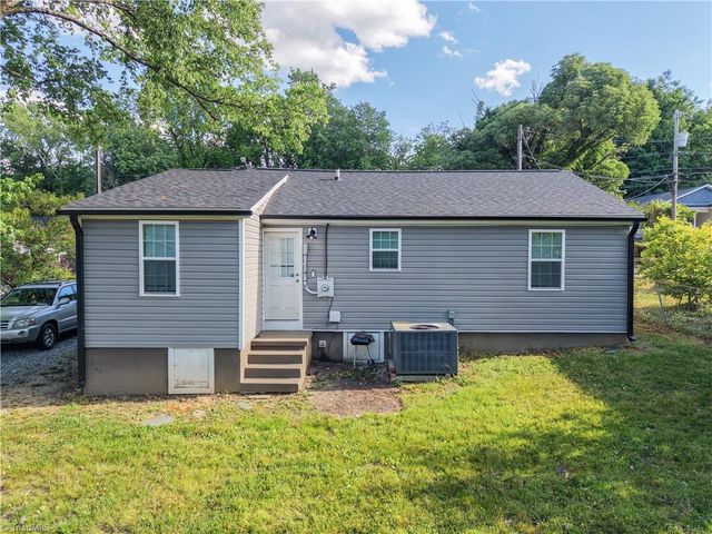 1511 Davis Avenue, High Point, NC 27260