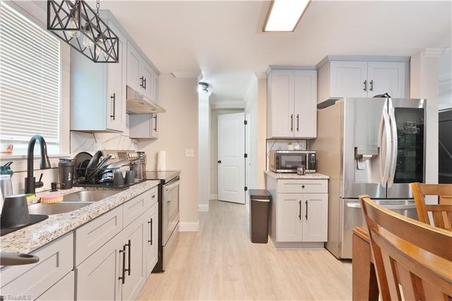1511 Davis Avenue, High Point, NC 27260