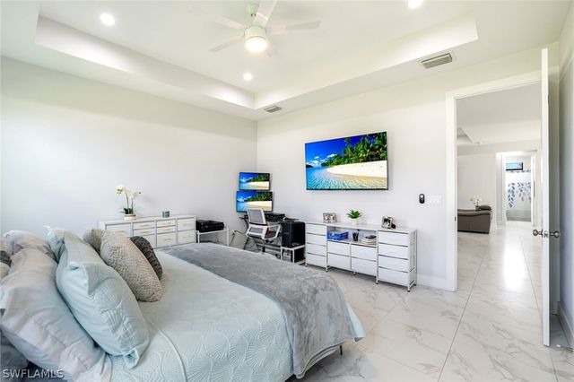 4217 24th AVE NE, Naples, FL 34120