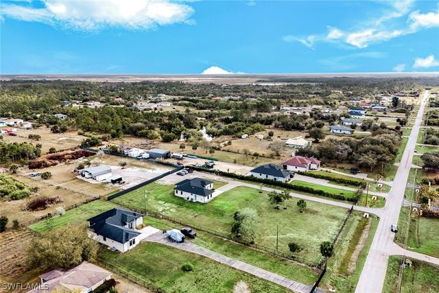 4217 24th AVE NE, Naples, FL 34120