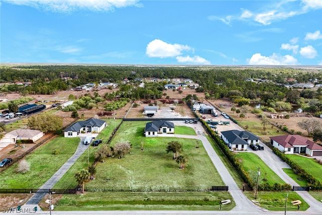 4217 24th AVE NE, Naples, FL 34120