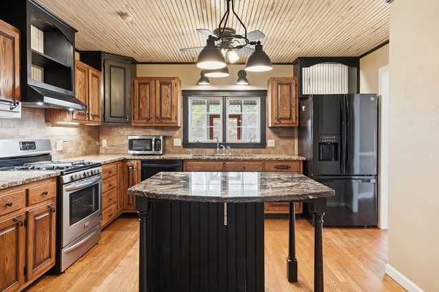 1215 Crossroads Church Road, Ellijay, GA 30540