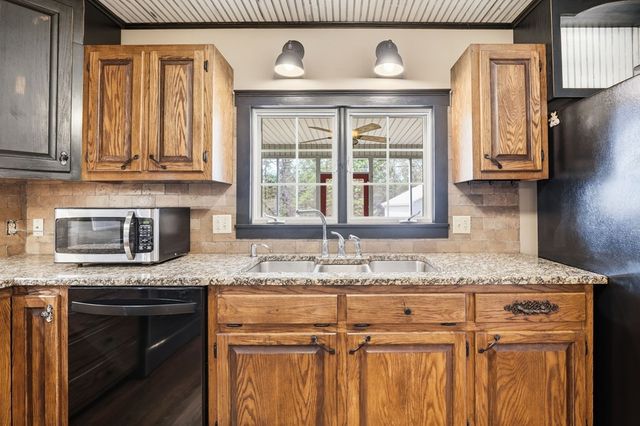 1215 Crossroads Church Road, Ellijay, GA 30540
