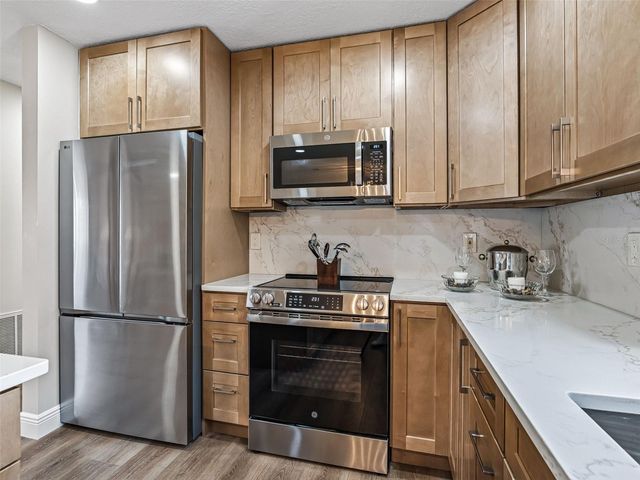 17587 SE 106TH AVENUE, Summerfield, FL 34491