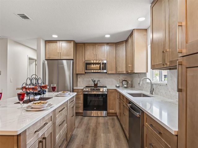 17587 SE 106TH AVENUE, Summerfield, FL 34491