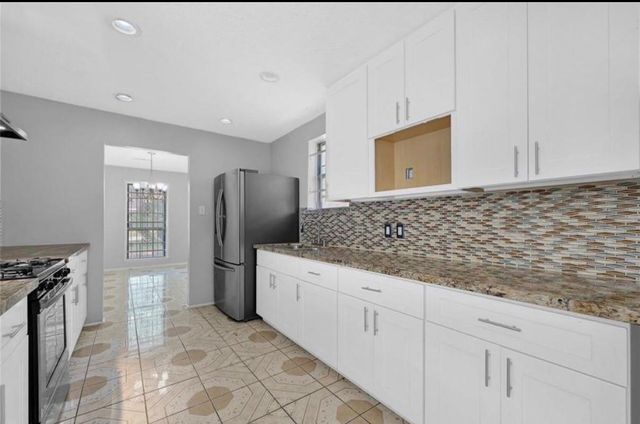 11807 Stroud Drive, Houston, TX 77072