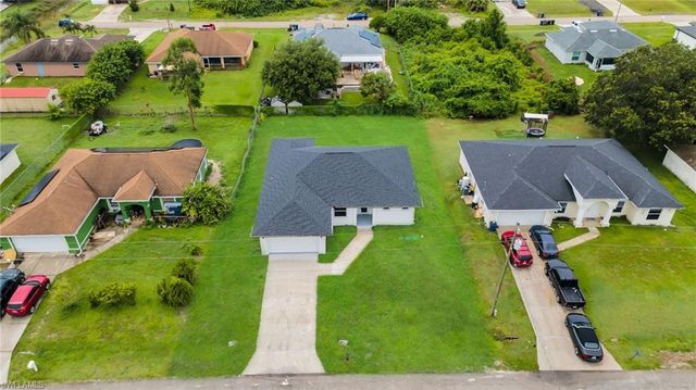 2805 26th ST SW, Lehigh Acres, FL 33976