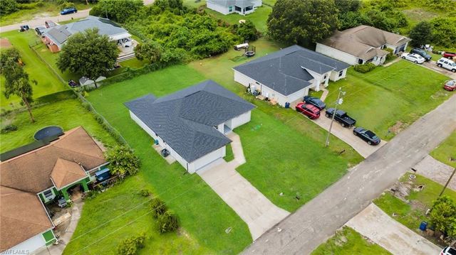 2805 26th ST SW, Lehigh Acres, FL 33976