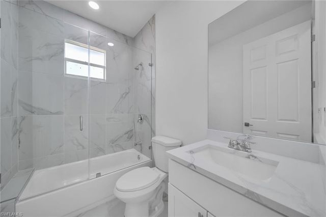 2805 26th ST SW, Lehigh Acres, FL 33976