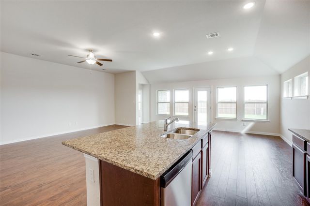 16625 Hidden Cove Drive, Celina, TX 75009