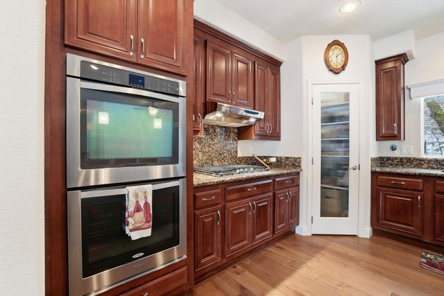 14706 Dog Bar Rd, Grass Valley, CA 95949