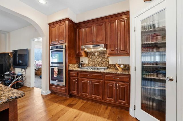 14706 Dog Bar Rd, Grass Valley, CA 95949