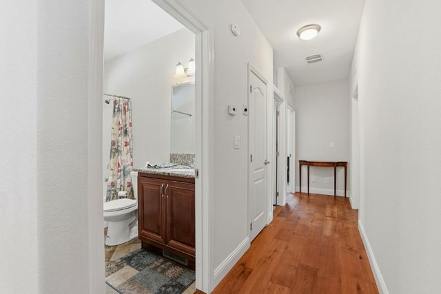 14706 Dog Bar Rd, Grass Valley, CA 95949