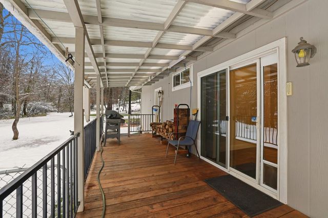 14706 Dog Bar Rd, Grass Valley, CA 95949