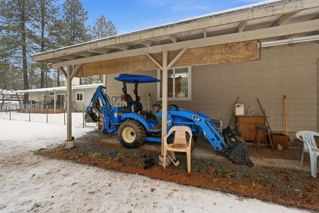 14706 Dog Bar Rd, Grass Valley, CA 95949