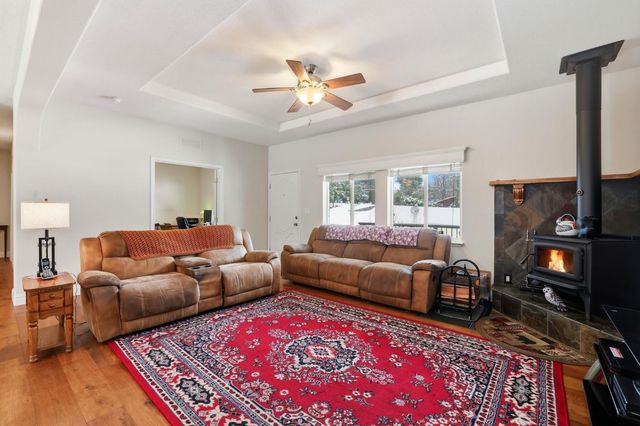 14706 Dog Bar Rd, Grass Valley, CA 95949