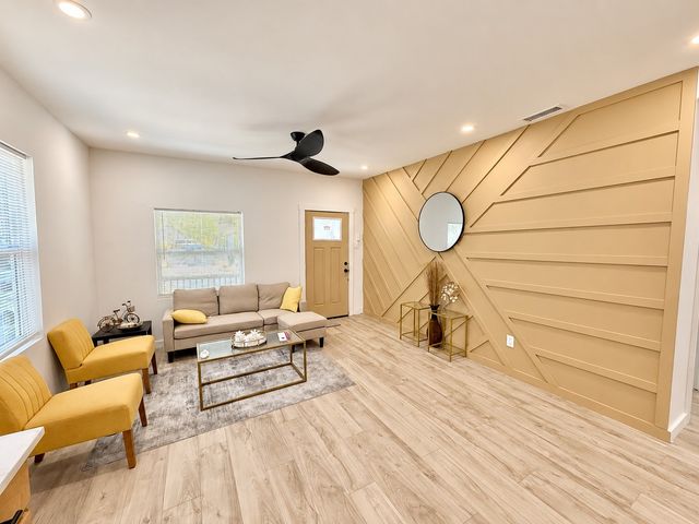 5231 Beeman Avenue, Dallas, TX 75223