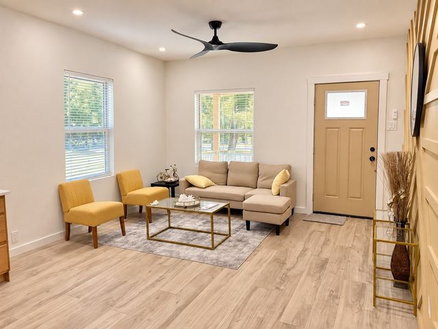 5231 Beeman Avenue, Dallas, TX 75223